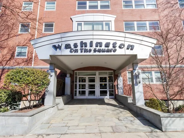 1600 Beacon St APT 207, Brookline, MA 02446