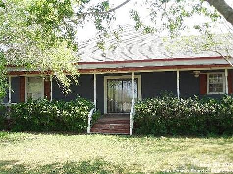 1st image of 205 Fletcher Ln