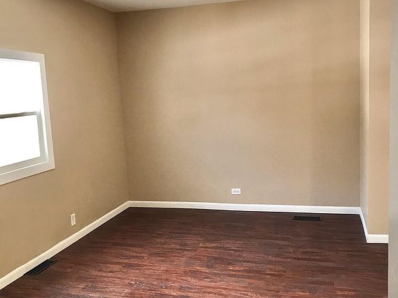 3rd image of 305 W Roosevelt St Unit 2