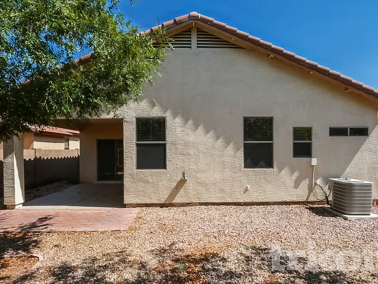 12519 W Estero Ln — Photo 13