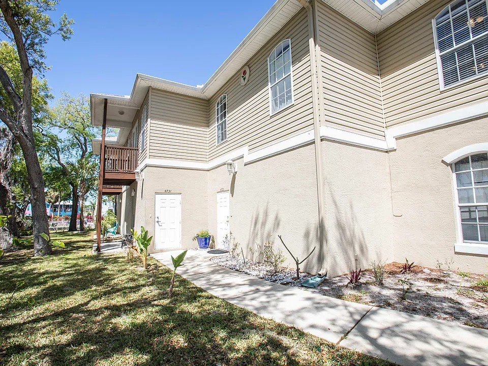4751 Marine Pkwy #4751