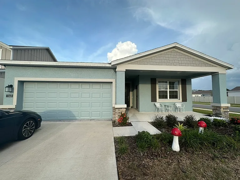 1563 Marksman Rd #B — Photo 2
