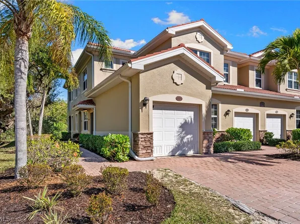 5790 Harbour Club Rd APT 201, Fort Myers, FL 33919