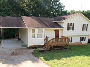 225 Balouse Gilley Dr, Carrollton, GA 30116