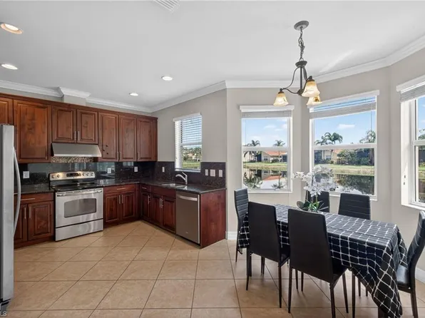 10298 Barberry LN, FORT MYERS, FL 33913