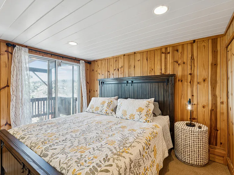 1171 N Grass Valley Rd — Photo 14