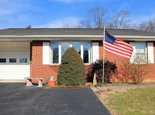 407 S Oak St, Emmaus, PA 18049