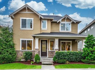 10450 Eastridge Ln NE, Redmond, WA 98053