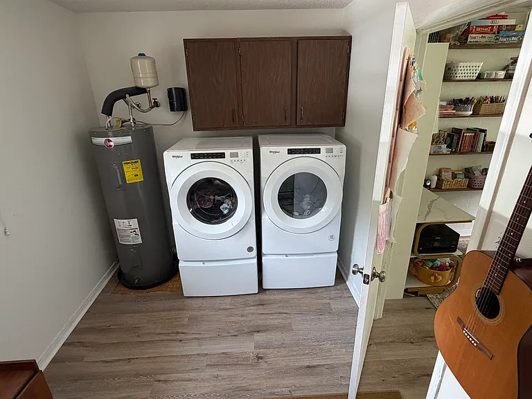 Laundry/mud room (90 addtl sq ft)
