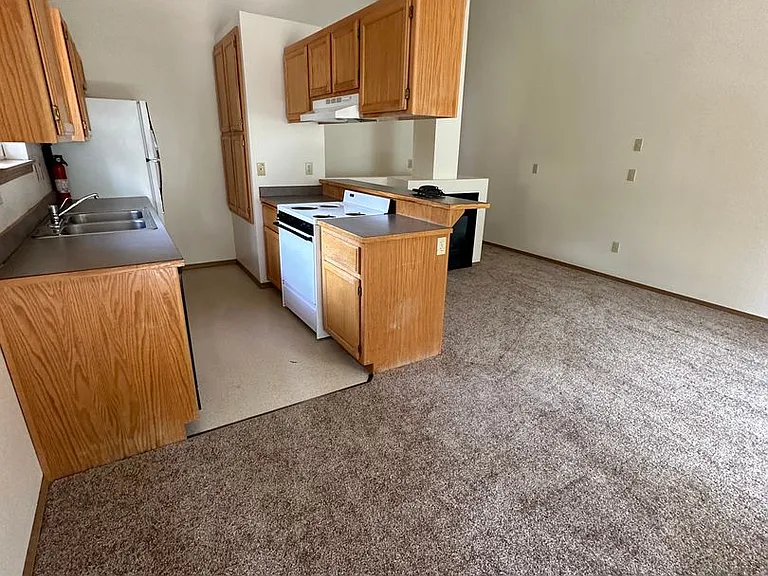 1265 NW Stannium Rd — Photo 16