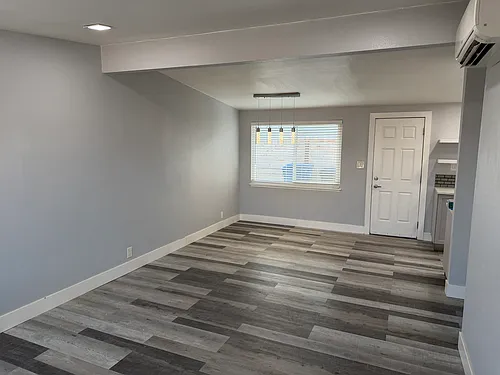 743 Balsam St #1 Photo 1