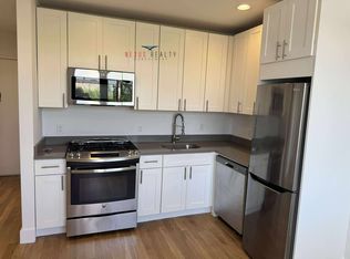 4511 Broadway APT 4B, Astoria, NY 11103