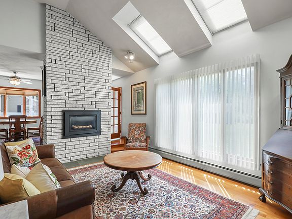 2nd image of 45 Terry Lou Avenue