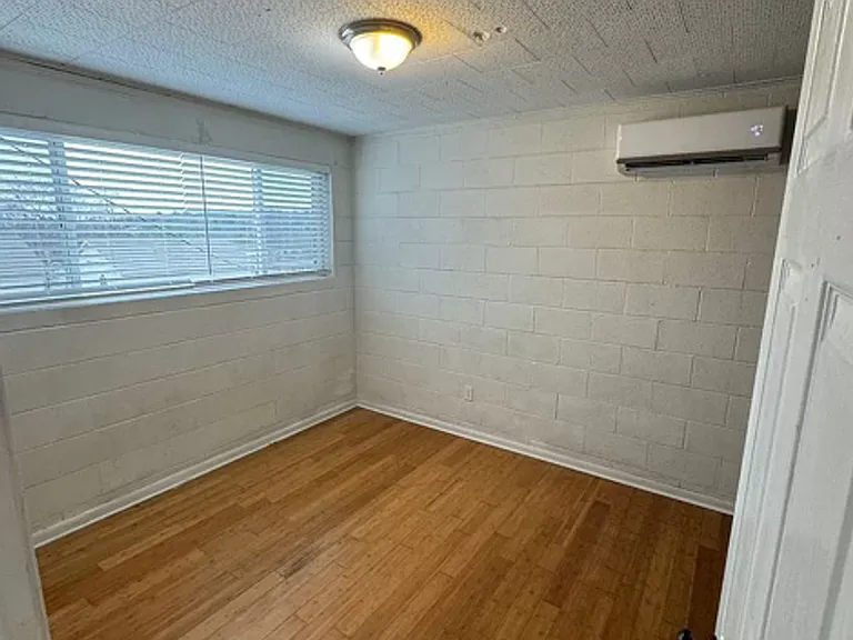 Taylor Street Towers — Photo 27