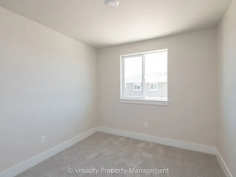 3032 NE Terreo Pl — Photo 19