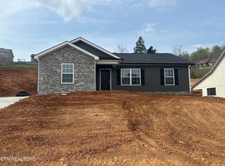 120 Middle Glen Rd, Maynardville, TN 37807