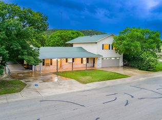 621 Guadalupe St, Kerrville, TX 78028
