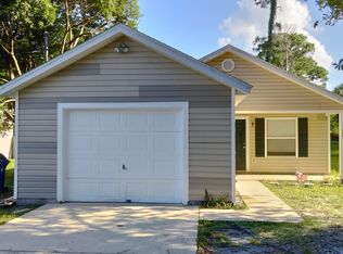 883 Ervin St, Saint Augustine, FL 32084