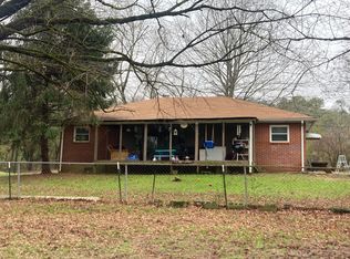 501 Raccoon Valley Rd, Powell, TN 37849