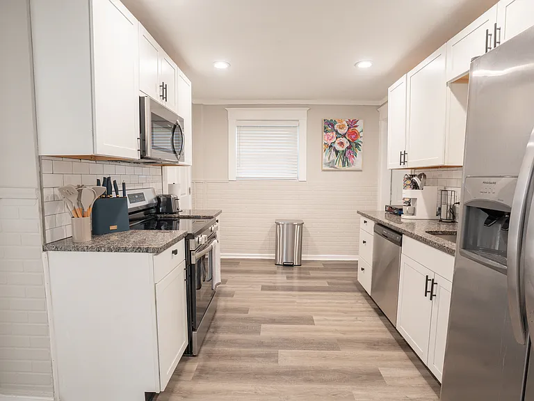 3102 Guilford Ave — Photo 2