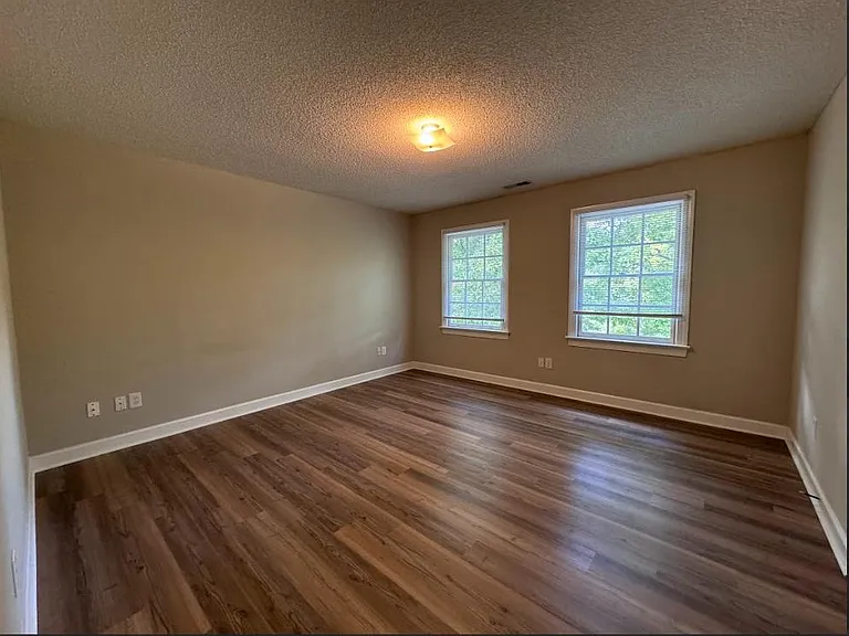 101 Queens Knoll Ct — Photo 21