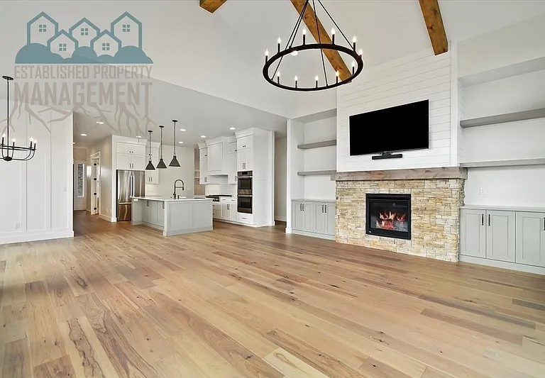 10642 W Lothbury Dr — Photo 7