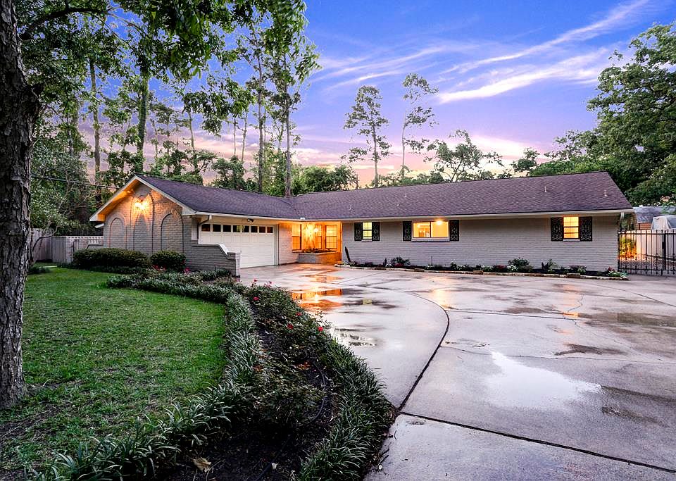 1st image of 301 Glen Rock Ln