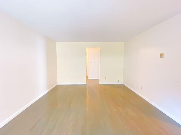 308 NE 45th St APT 5