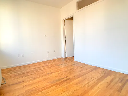 Rented by Highline Residential | media 9