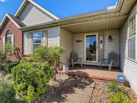 4th image of 4130 Jenny Pl