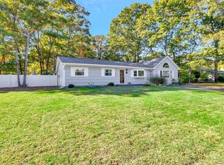 22 Milldown Rd, Yaphank, NY 11980