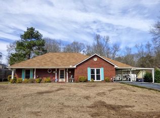 16 Lee Road 986, Phenix City, AL 36870