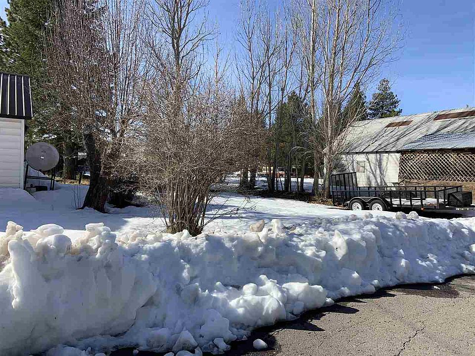 1st image of 463735 Parkwood Dr