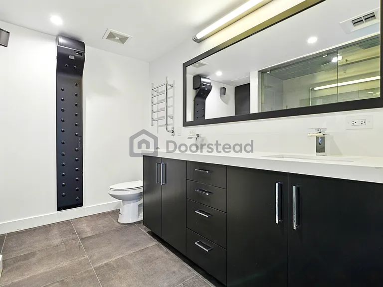 3141 Michelson Dr #1008 — Photo 25