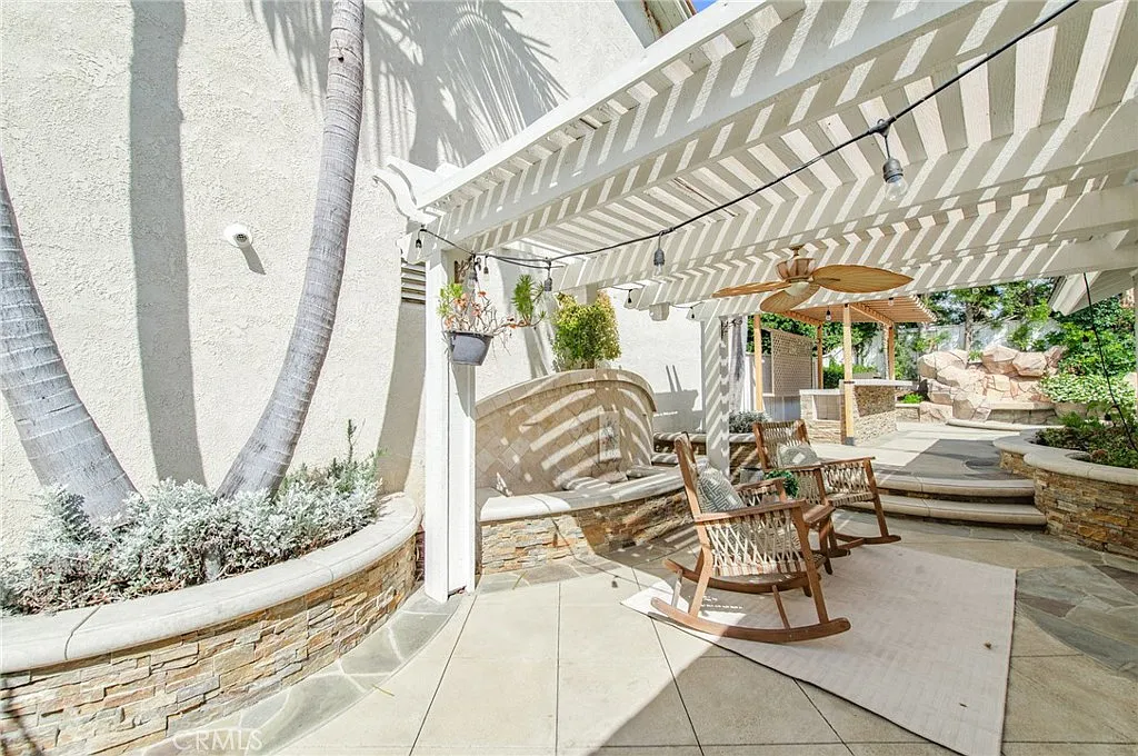 3 bed, 1560 sqft, $6,000 — Photo 4