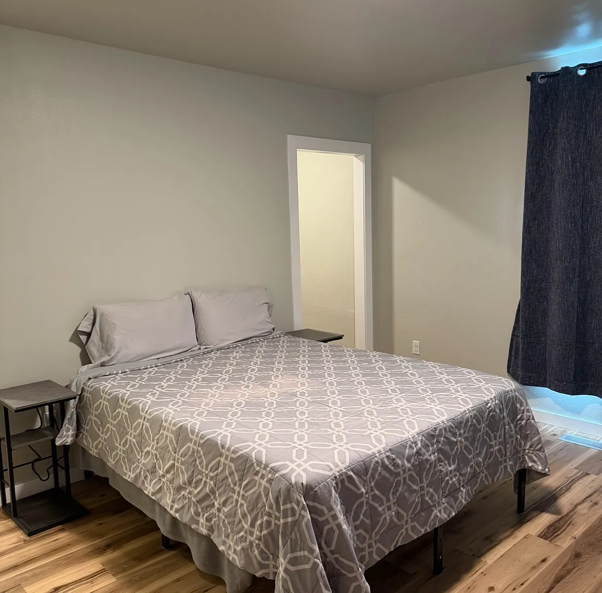 2 bed, 1100 sqft, $3,000 — Photo 4