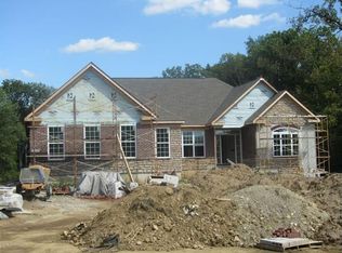 7430 Waterway Dr, Waynesville, OH