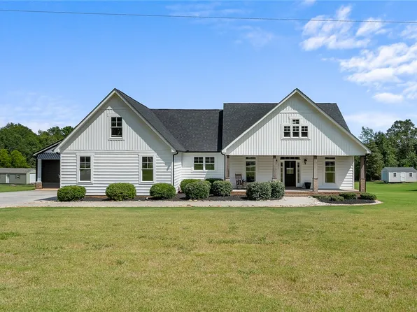 1011 Fennell Rd, Anderson, SC 29625