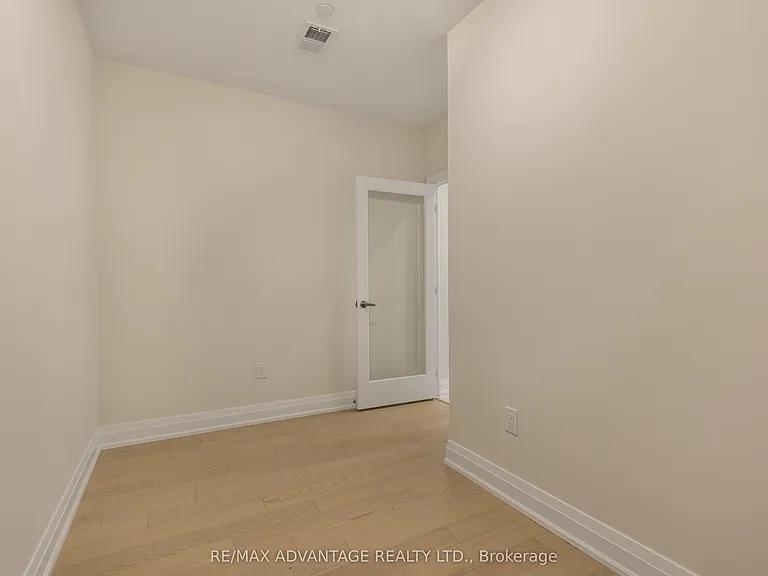 1975 Fountain Grass Dr #214 — Photo 12