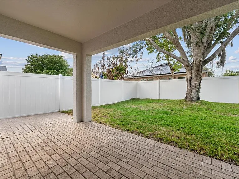 2743 Stanwood Dr — Photo 15