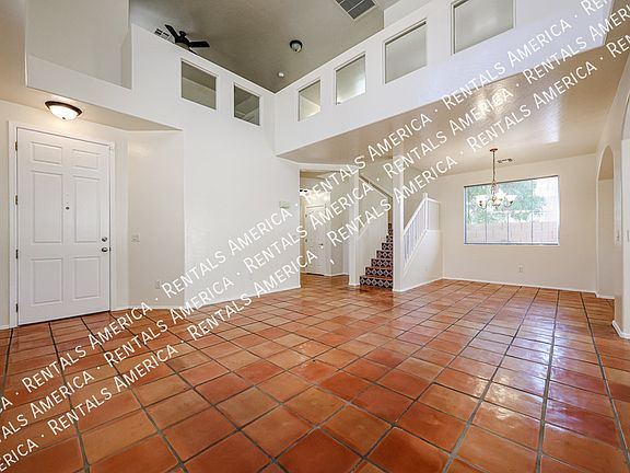 5th image of 528 W Mountain Sage Dr