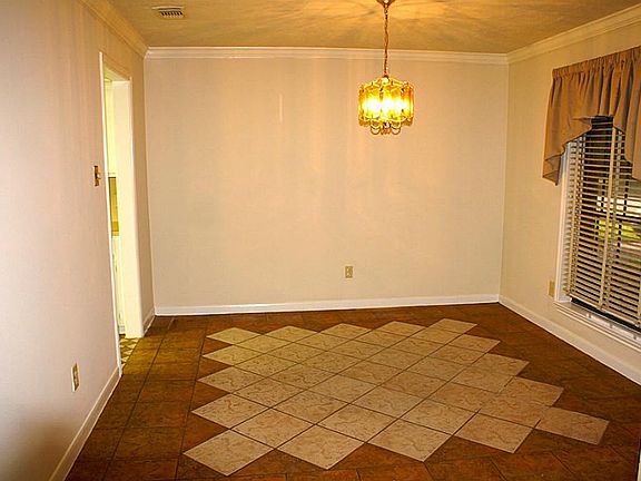 2nd image of 14819 Knightsway Dr