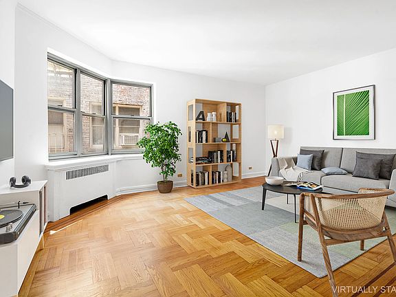 2nd image of 120 Bennett Ave APT 2A