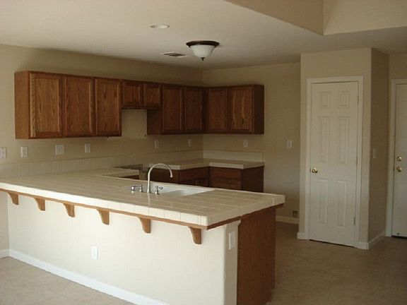 4th image of 6301 E Cetti Ave