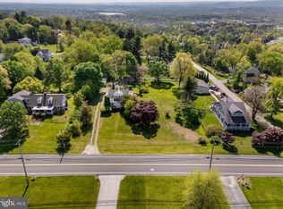 906 Collegeville Rd, Phoenixville, PA 19460