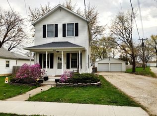 200 W 6th St, Prophetstown, IL 61277