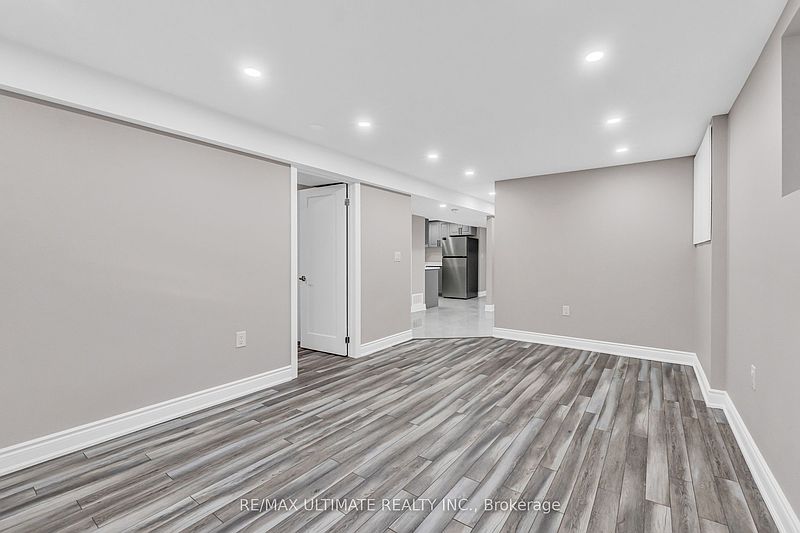 Brampton House for rent - 3 Bedrooms — photo 13