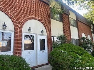 4th image of 145 Grove Ave