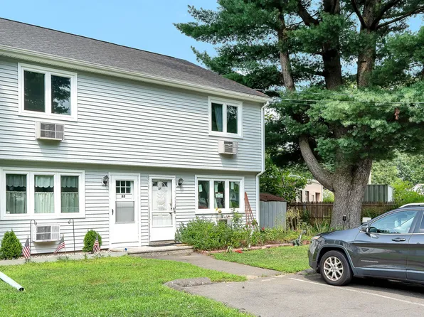 71 Russell Avenue #A9, Plainville, CT 06062