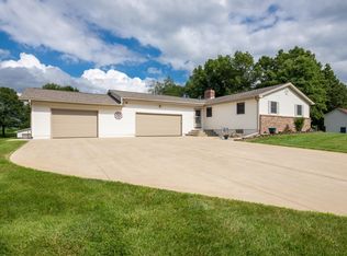 149 Sweetheart Ln, Battle Creek, MI 49017